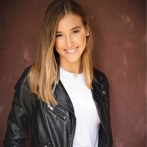 Meet your Posher, Anna ray